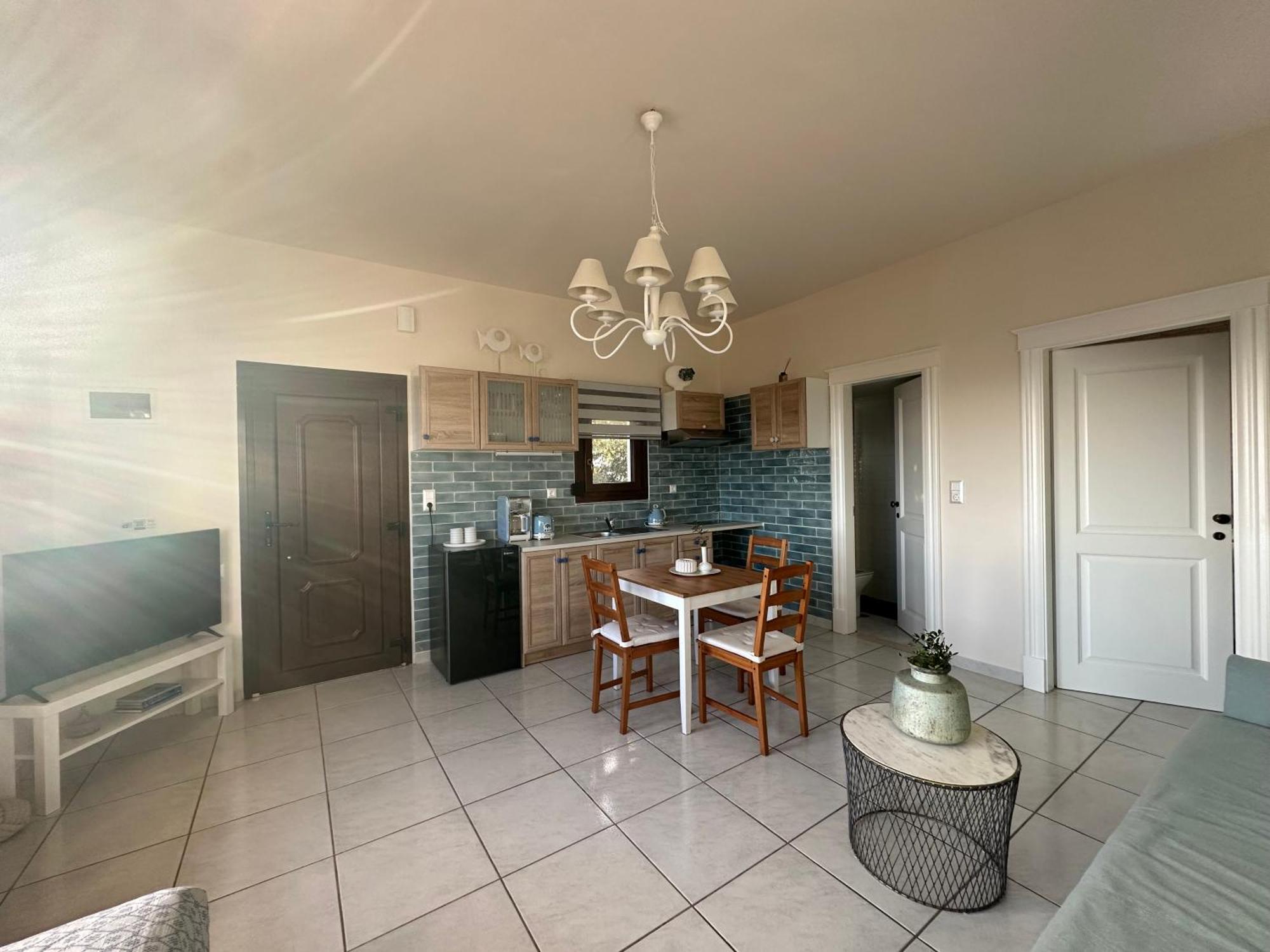 Nari Nari Apartment Куцунари Екстериор снимка