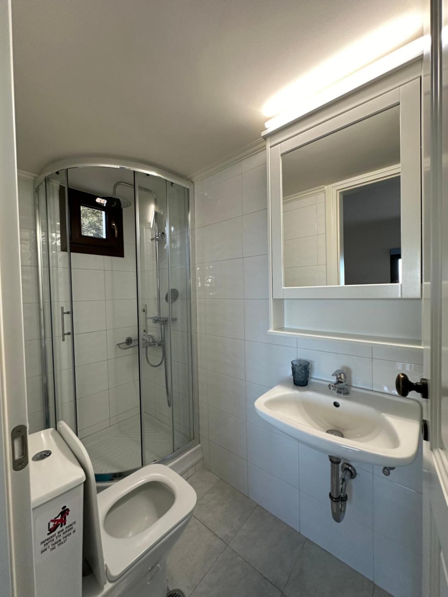 Nari Nari Apartment Куцунари Екстериор снимка